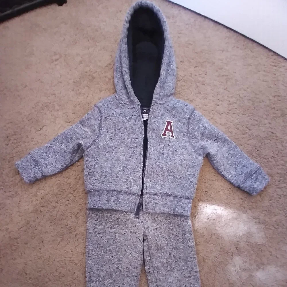 The Children's Place Hoody 2 piece Jogger 12-18 M
